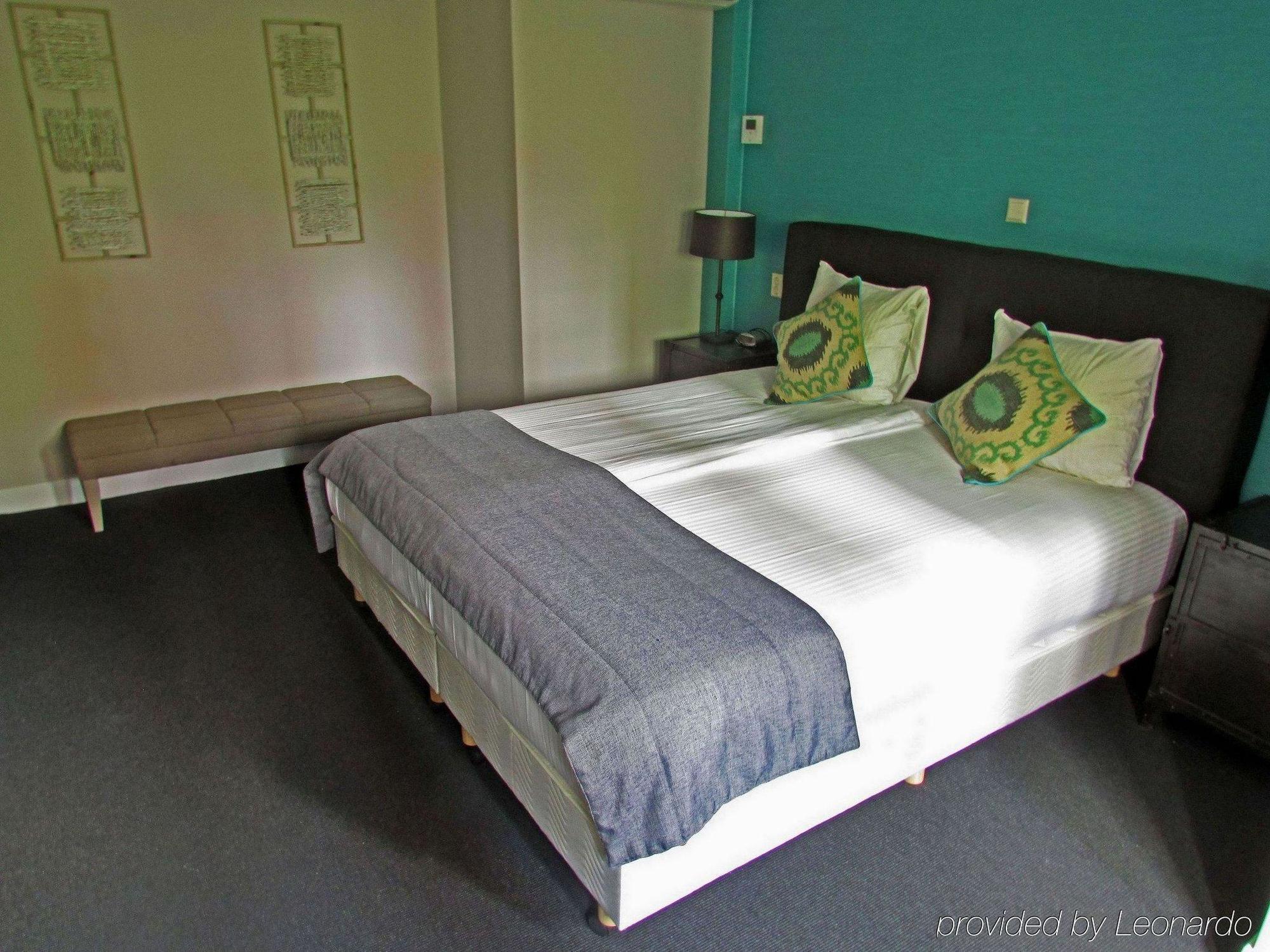 Hotel One Rotterdam Room photo